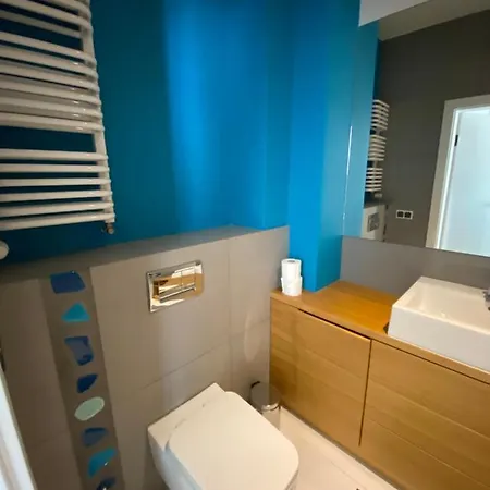 Apartment Mysliwska Z Ogrodkiem *