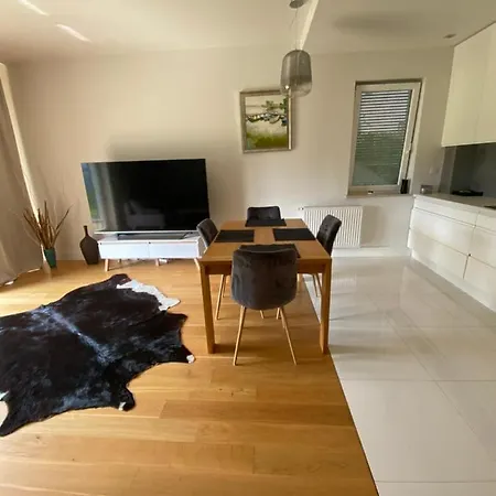 Mysliwska Z Ogrodkiem Apartment *