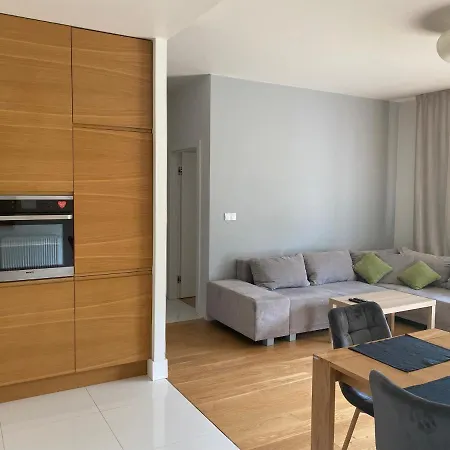 Apartment Mysliwska Z Ogrodkiem *